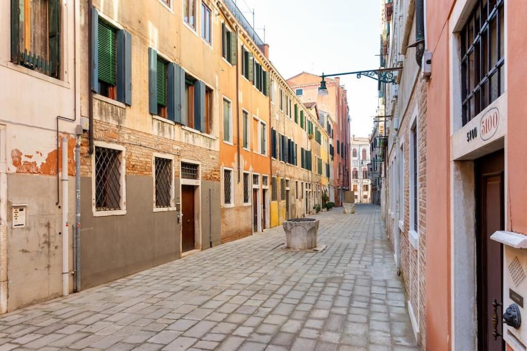 Dimora San Lorenzo Luxury Apartment Venice Exterior photo