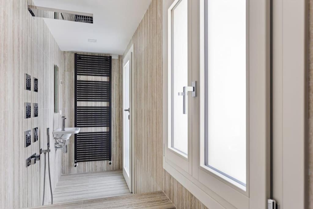 Dimora San Lorenzo Luxury Apartment Venice Exterior photo